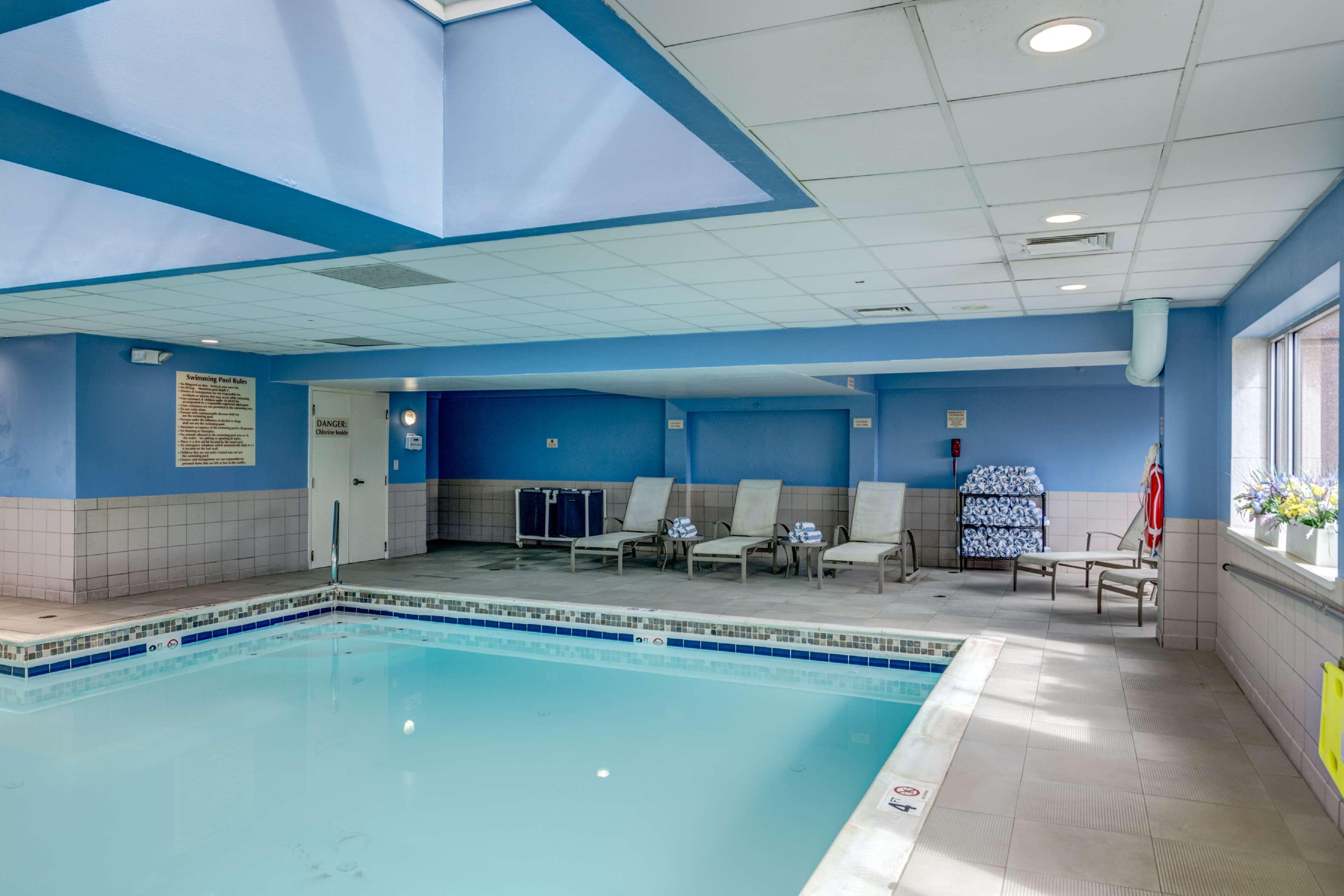 Embassy Cincinnati - Rivercenter Hotel Covington